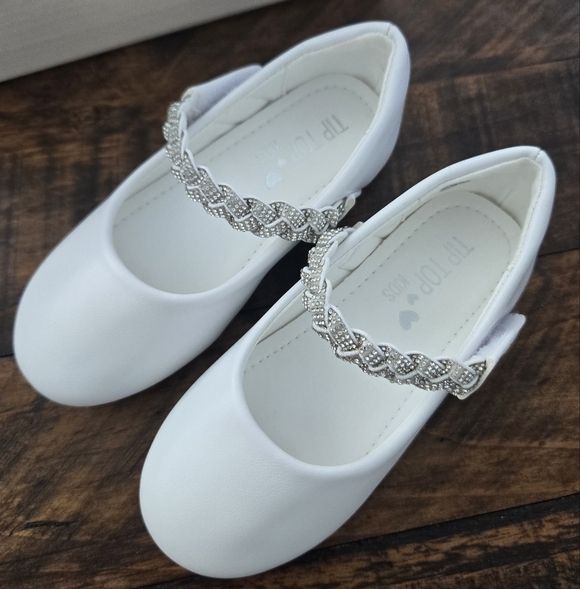 Tip Top Kids Girls MaryJane White Shoe with Rhinestone Strap. Style S187. Size 9 - Picture 2 of 6